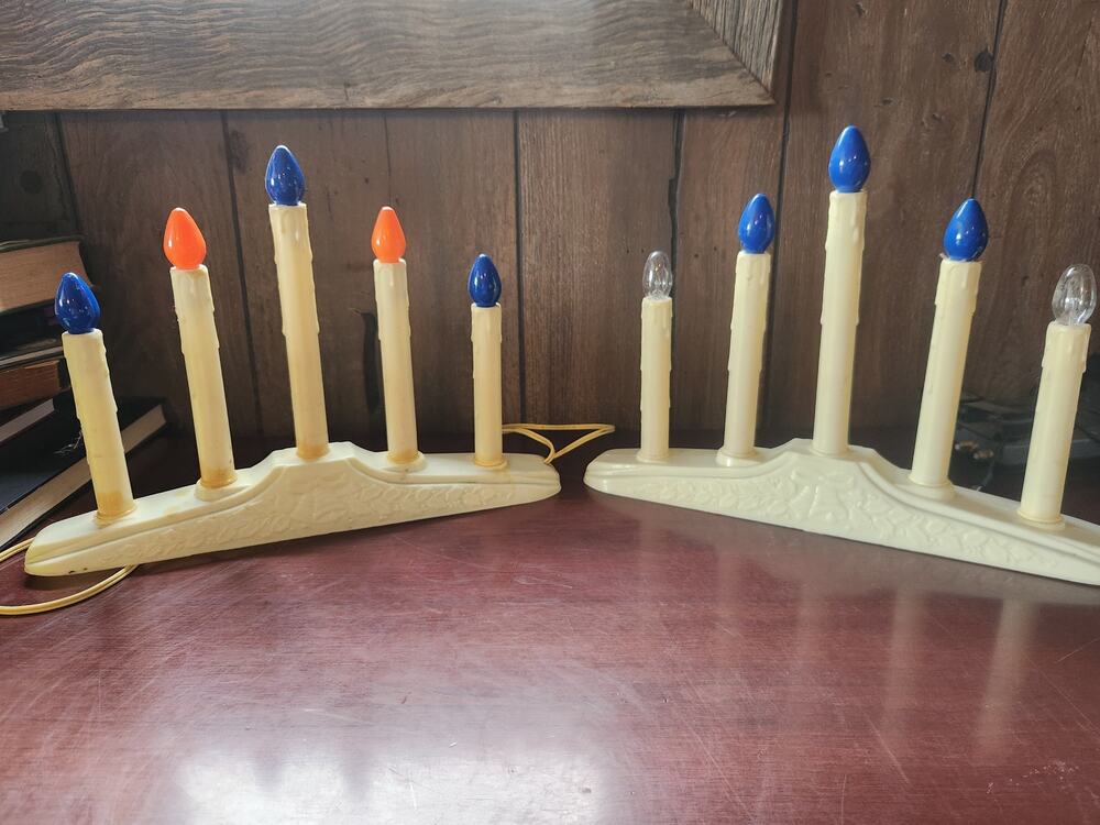 Vintage Electric Window Candelabra Candle Lamps Pair Holly Ivory